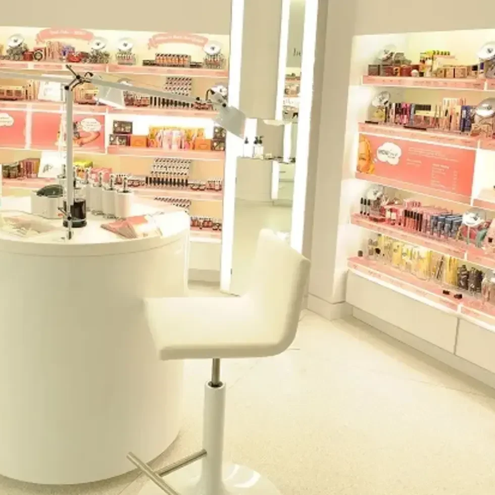 online-trading-of-cosmetics_0301100930 (1)